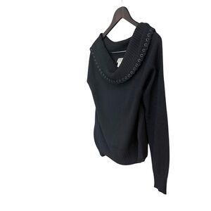 St. John Sport L very good vintage condition Black V-Neck Sweater Elegant Knit
